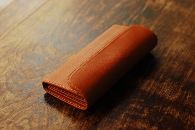 『ギャルソン財布』